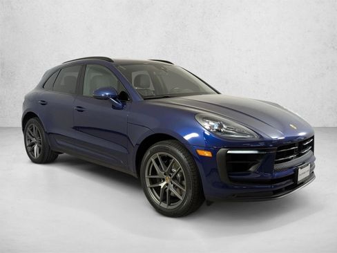 Certified 2023 Porsche Macan S AWD/4WD image 7
