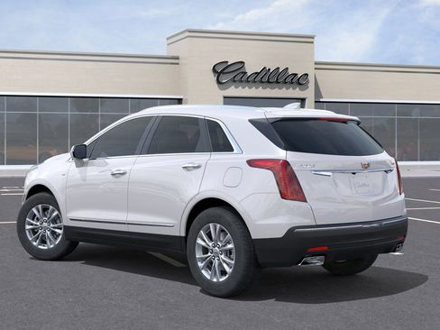 New 2026 Cadillac XT5 Luxury image 3