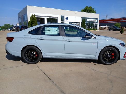 New 2026 Volkswagen Jetta GLI Autobahn FWD image 7