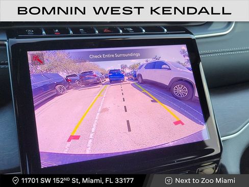 Used 2025 Jeep Grand Cherokee Limited w/ Black Appearance Package image 20