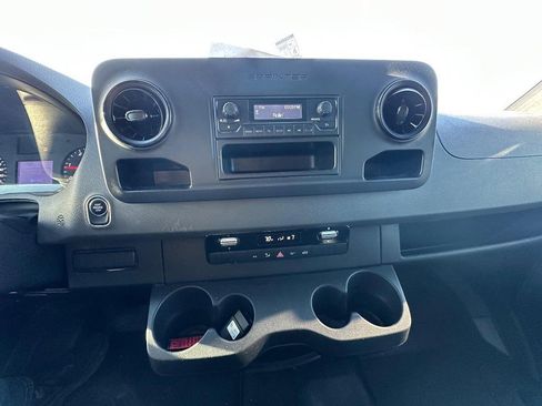 Used 2021 Mercedes-Benz Sprinter 2500 w/ Driver Convenience Package image 25
