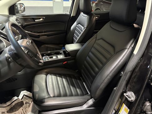 Used 2020 Ford Edge SEL w/ Convenience Package image 12
