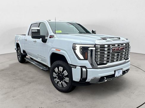 New 2026 GMC Sierra 2500 Denali w/ Technology Package AWD/4WD image 1