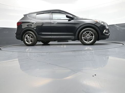 Used 2018 Hyundai Santa Fe Sport AWD/4WD image 28