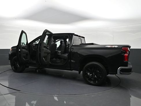 Used 2022 Chevrolet Silverado 1500 LTZ w/ LTZ Premium Package AWD/4WD image 43