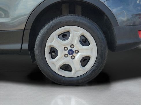 Used 2018 Ford Escape S image 7