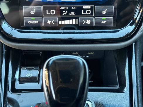 Used 2022 Subaru Outback Premium w/ Popular Package #1 AWD/4WD image 26