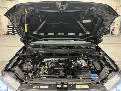 Certified 2024 Volkswagen Taos S image 6