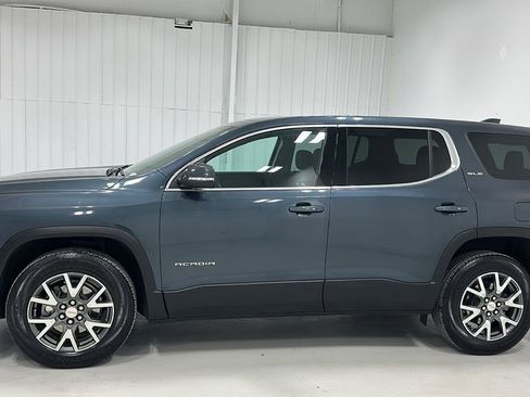 Used 2020 GMC Acadia SLE image 3