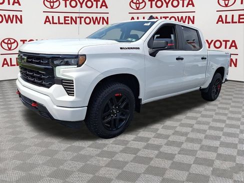 Used 2024 Chevrolet Silverado 1500 RST w/ Redline Edition AWD/4WD image 3