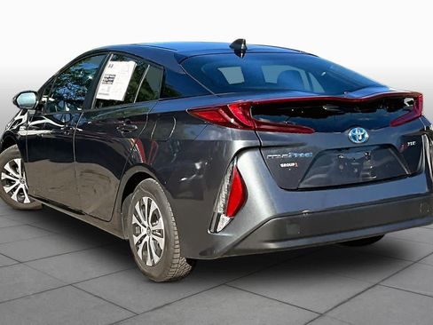 Used 2022 Toyota Prius Prime XLE FWD image 12
