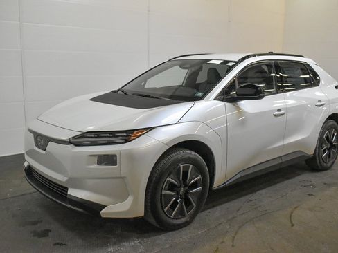 New 2026 Subaru Solterra Premium image 3