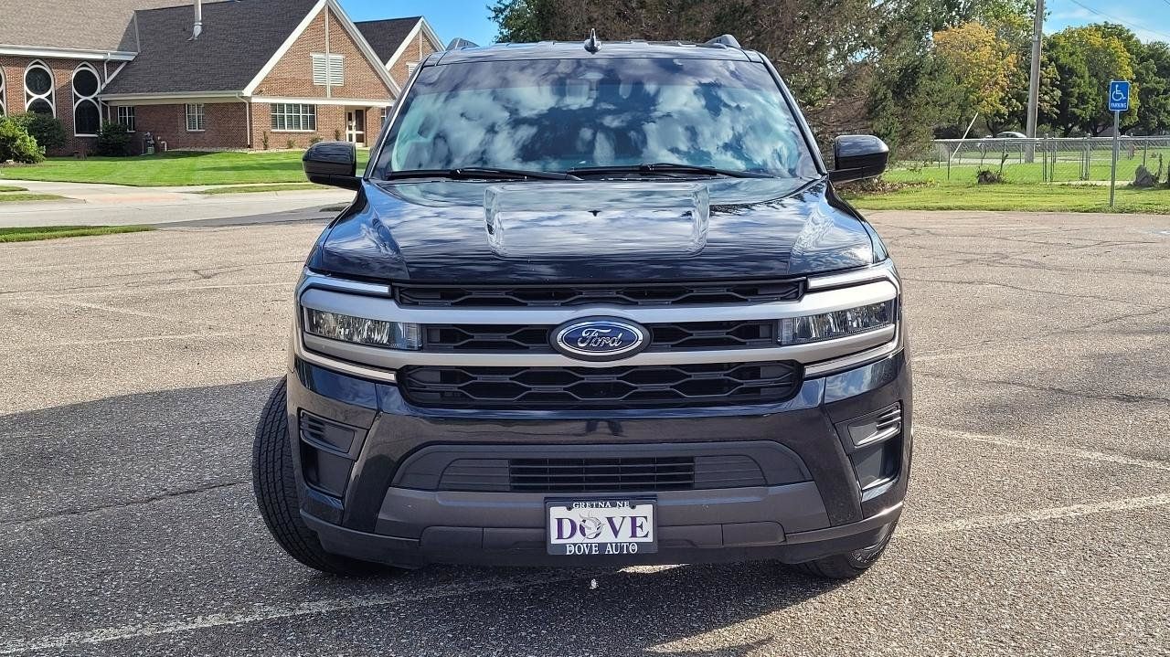 Used 2022 Ford Expedition XL AWD/4WD image 6