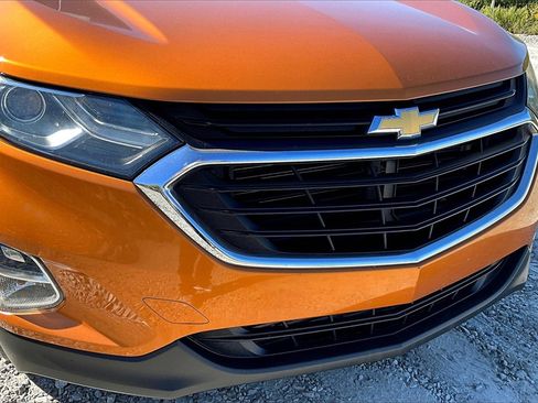 Used 2018 Chevrolet Equinox LT image 27