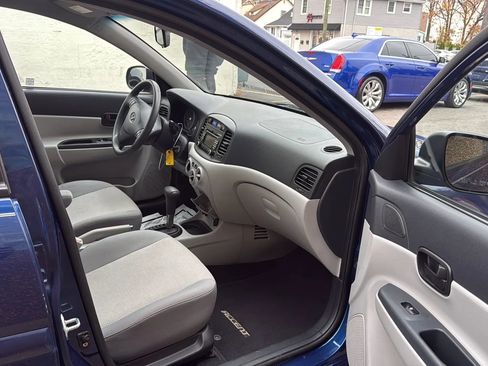 Used 2010 Hyundai Accent GLS w/ Premium Pkg 4 image 25