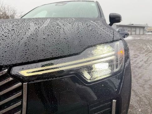 New 2026 Volvo XC90 B6 Plus w/ Protection Package Premier image 9