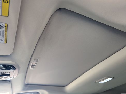 Used 2025 Subaru Outback Touring XT w/ Popular Package #2 image 28