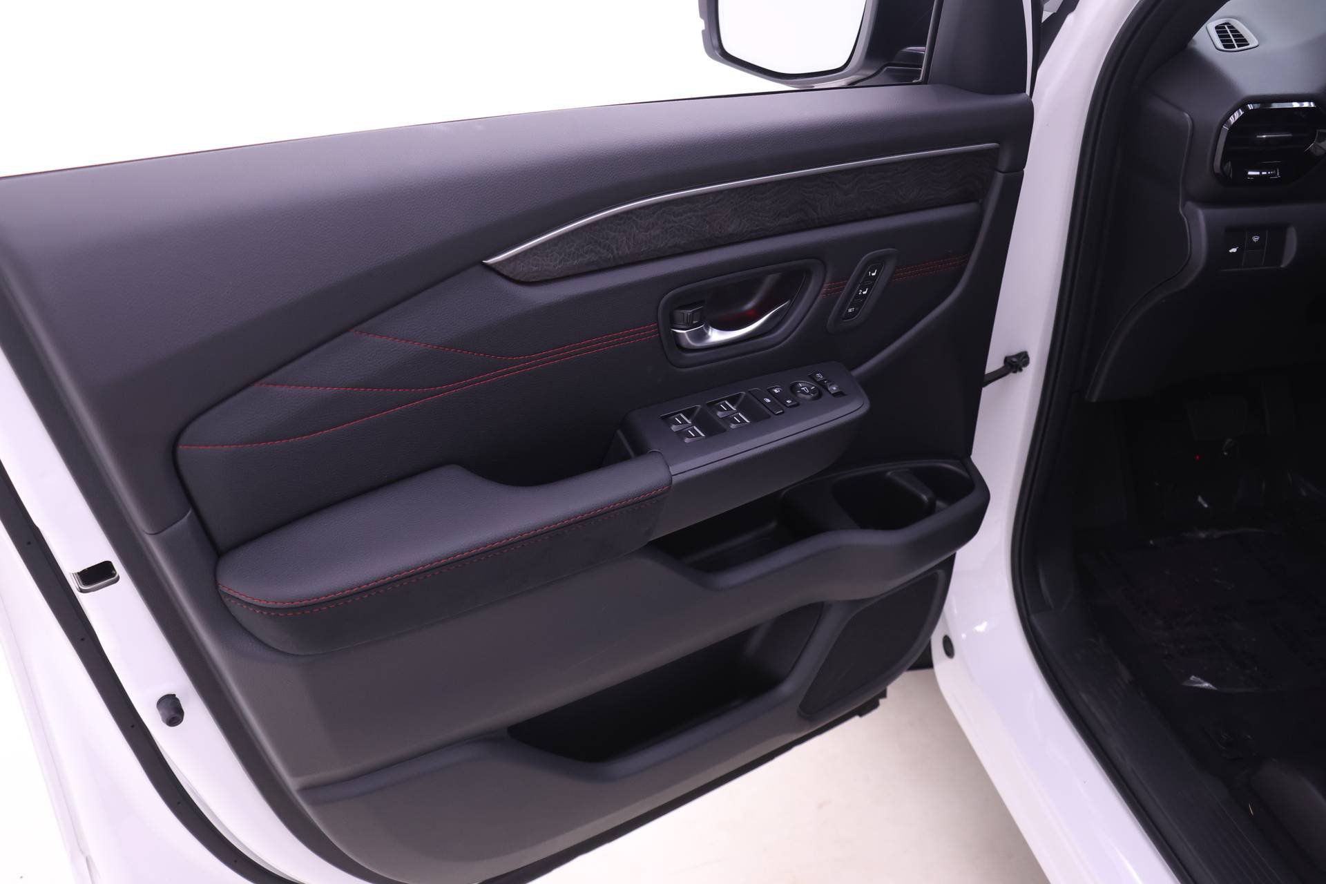 New 2026 Honda Pilot Black Edition image 9