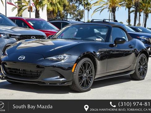 New 2026 MAZDA MX-5 Miata Club w/ Appearance Package RWD image 3