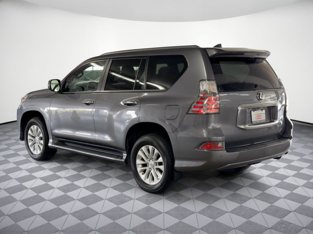 Used 2023 Lexus GX 460 Premium w/ Premium Plus Package AWD/4WD image 3