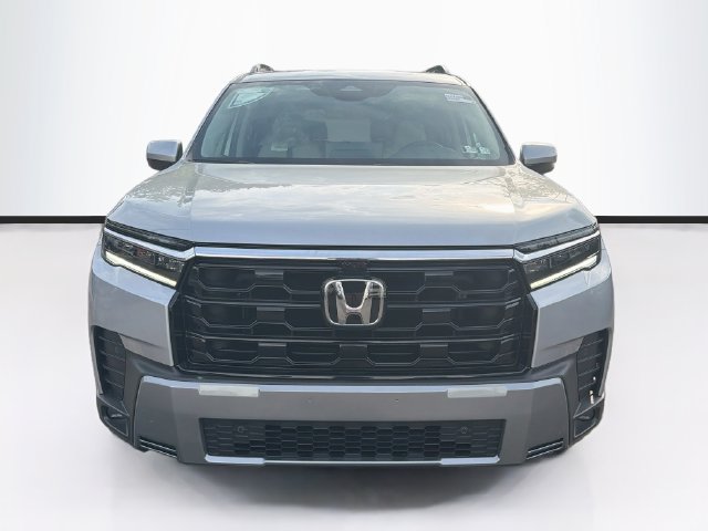 New 2026 Honda Pilot Touring image 2