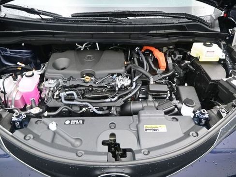 Used 2026 Toyota Sienna XLE AWD/4WD image 19