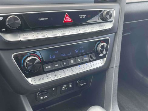 Used 2018 Hyundai Sonata Limited FWD image 29