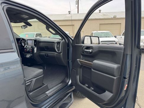 Used 2019 Chevrolet Silverado 1500 RST image 19