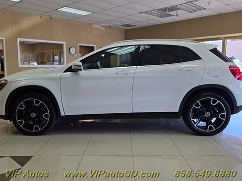 Used 2020 Mercedes-Benz GLA 250 4MATIC w/ Convenience Package image 9