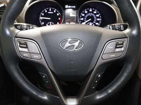 Used 2017 Hyundai Santa Fe Limited w/ Cargo Package image 37