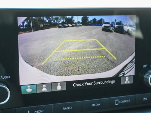 Used 2023 Honda HR-V Sport image 25