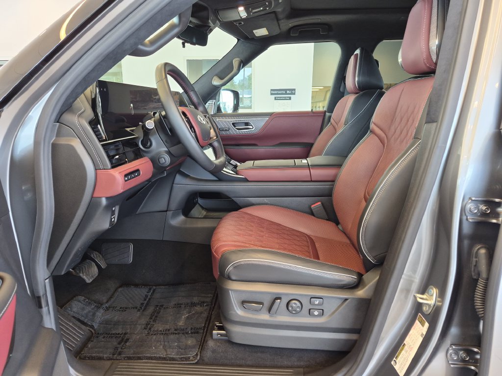 Used 2025 INFINITI QX80 Autograph AWD/4WD image 14