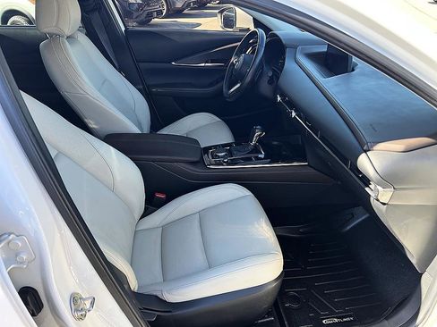 Used 2022 MAZDA CX-30 AWD 2.5 S w/ Premium Package image 17