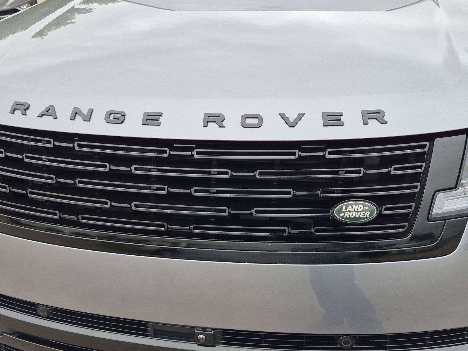Used 2023 Land Rover Range Rover Autobiography AWD/4WD image 13