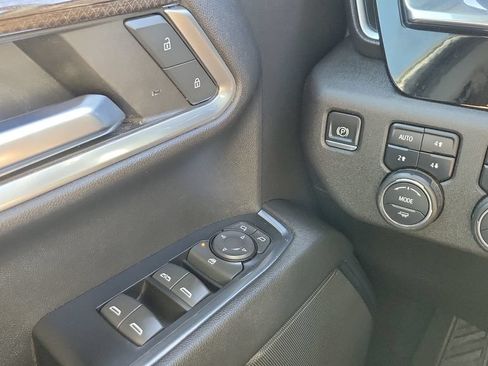 Used 2022 Chevrolet Silverado 1500 RST AWD/4WD image 20