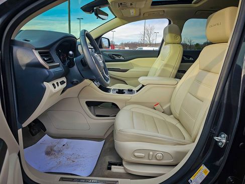 Certified 2023 GMC Acadia Denali w/ Denali Ultimate Package image 14