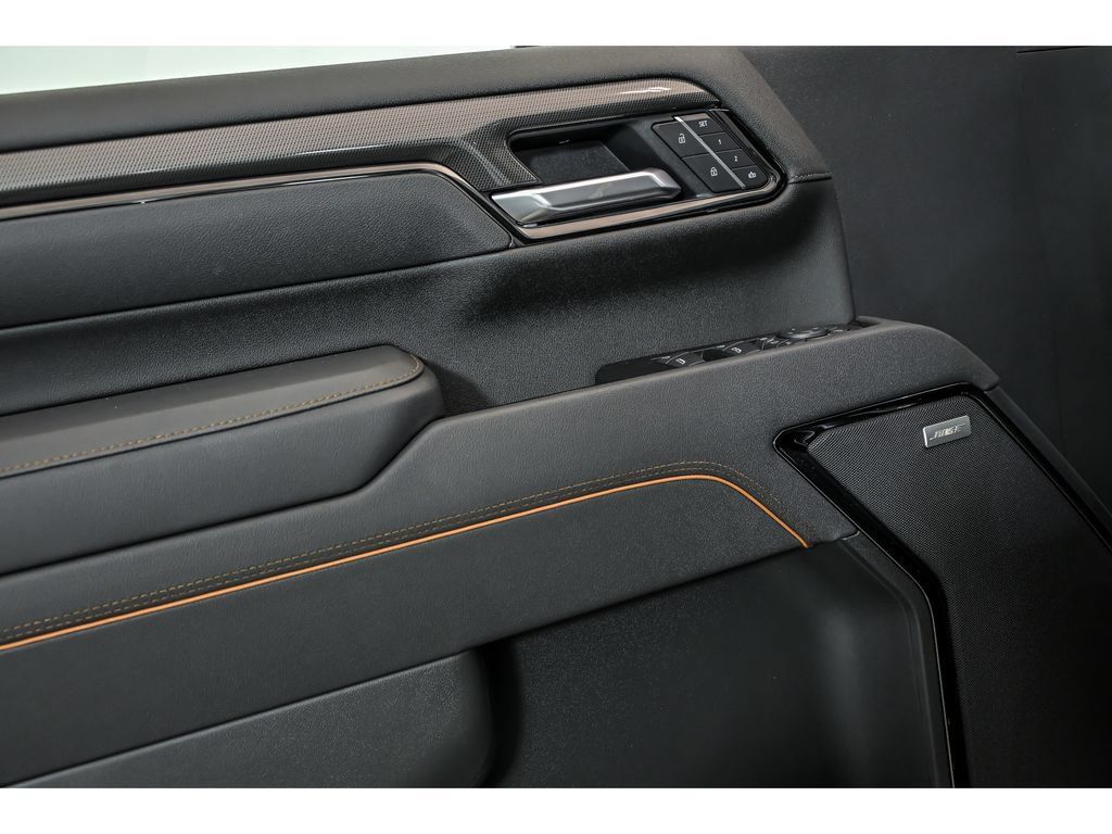New 2026 GMC Sierra 2500 AT4 w/ AT4 Premium Plus Package AWD/4WD image 5