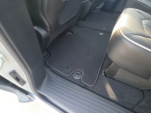 New 2026 Chrysler Pacifica Limited w/ S Appearance Package image 20