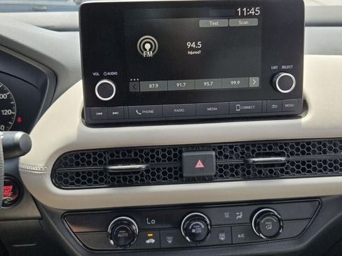 Used 2025 Honda HR-V LX image 25