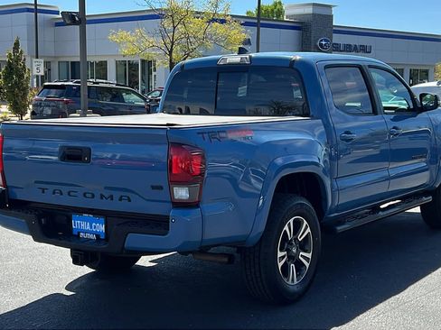 Used 2019 Toyota Tacoma TRD Sport w/ Technology Package AWD/4WD image 5