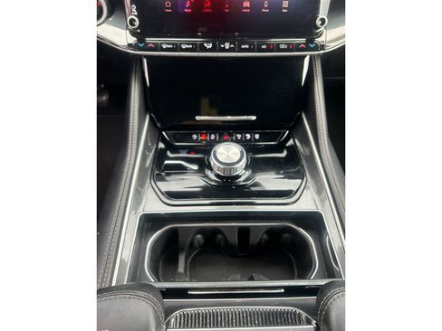 Used 2022 Jeep Wagoneer Series I w/ Convenience Group I AWD/4WD image 13