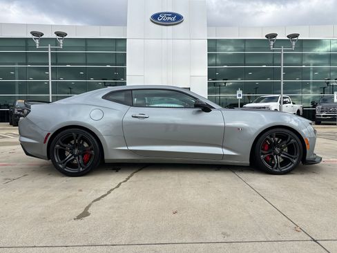 Used 2023 Chevrolet Camaro SS image 6