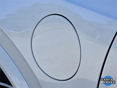 Used 2021 Volvo XC90 T8 Inscription Expression w/ Climate Package image 33