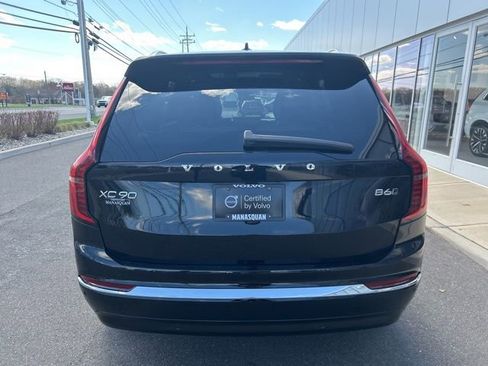Used 2025 Volvo XC90 B6 Plus image 4