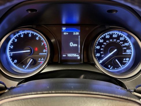 Used 2021 Toyota Camry SE image 15