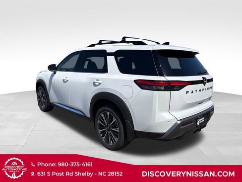 New 2026 Nissan Pathfinder Platinum AWD/4WD image 8