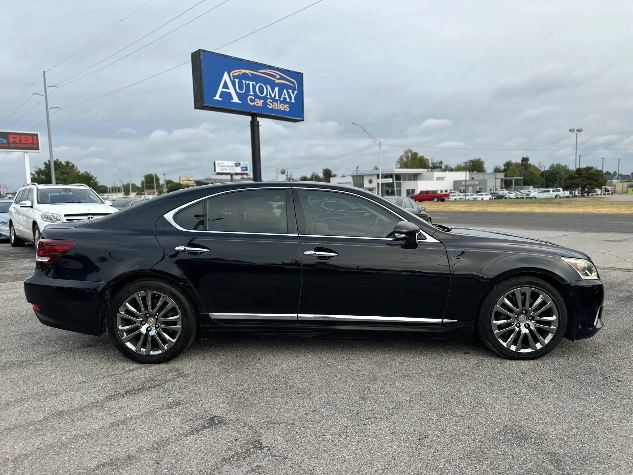 Used 2014 Lexus LS 460 AWD w/ Comfort Package image 5