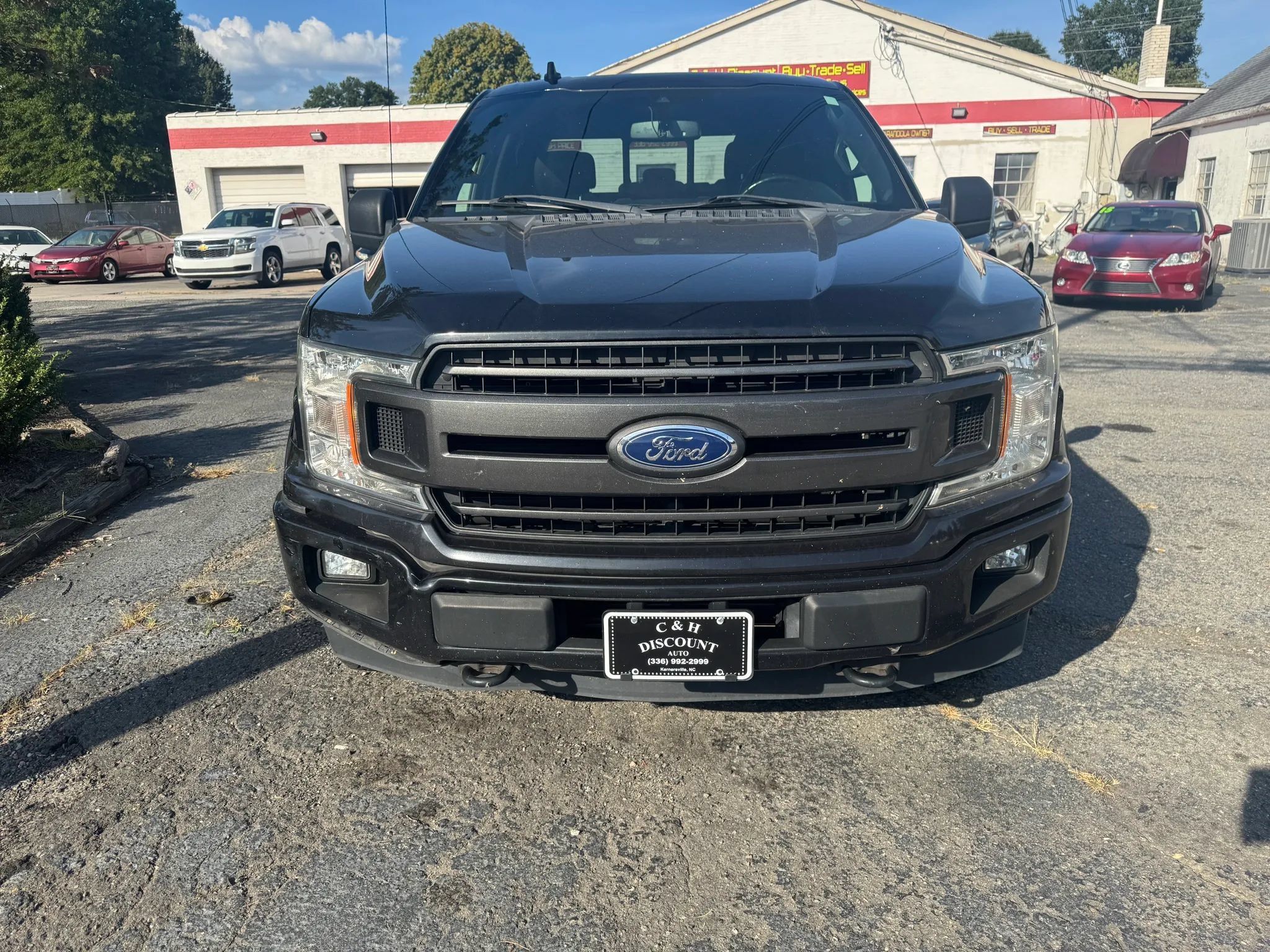 Used 2019 Ford F150 XLT w/ Equipment Group 302A Luxury AWD/4WD image 3