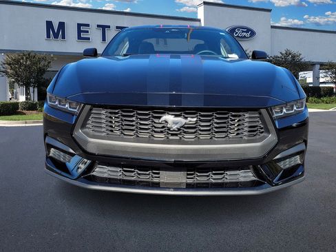 Used 2024 Ford Mustang Coupe image 2