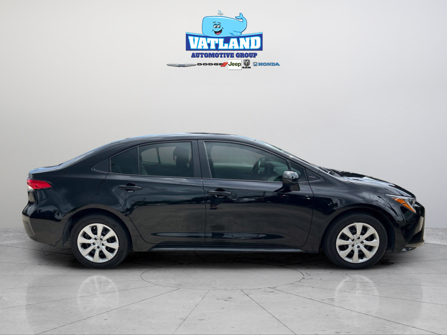 Used 2026 Toyota Corolla LE FWD image 6